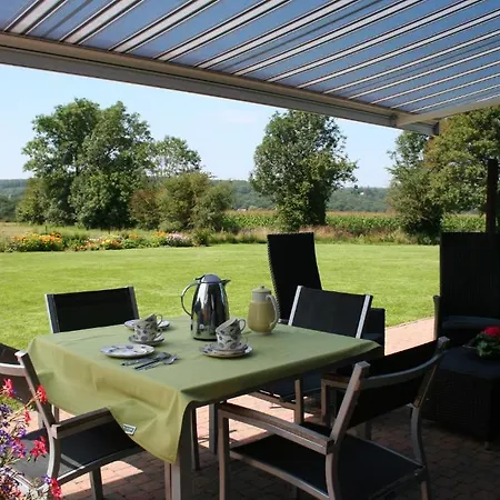 Sur Pierri Bed & Breakfast 3*